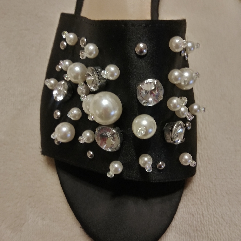 Sandal - Picture 3 of 6
